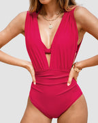 Vera | Figurformender Badeanzug mit V-Ausschnitt