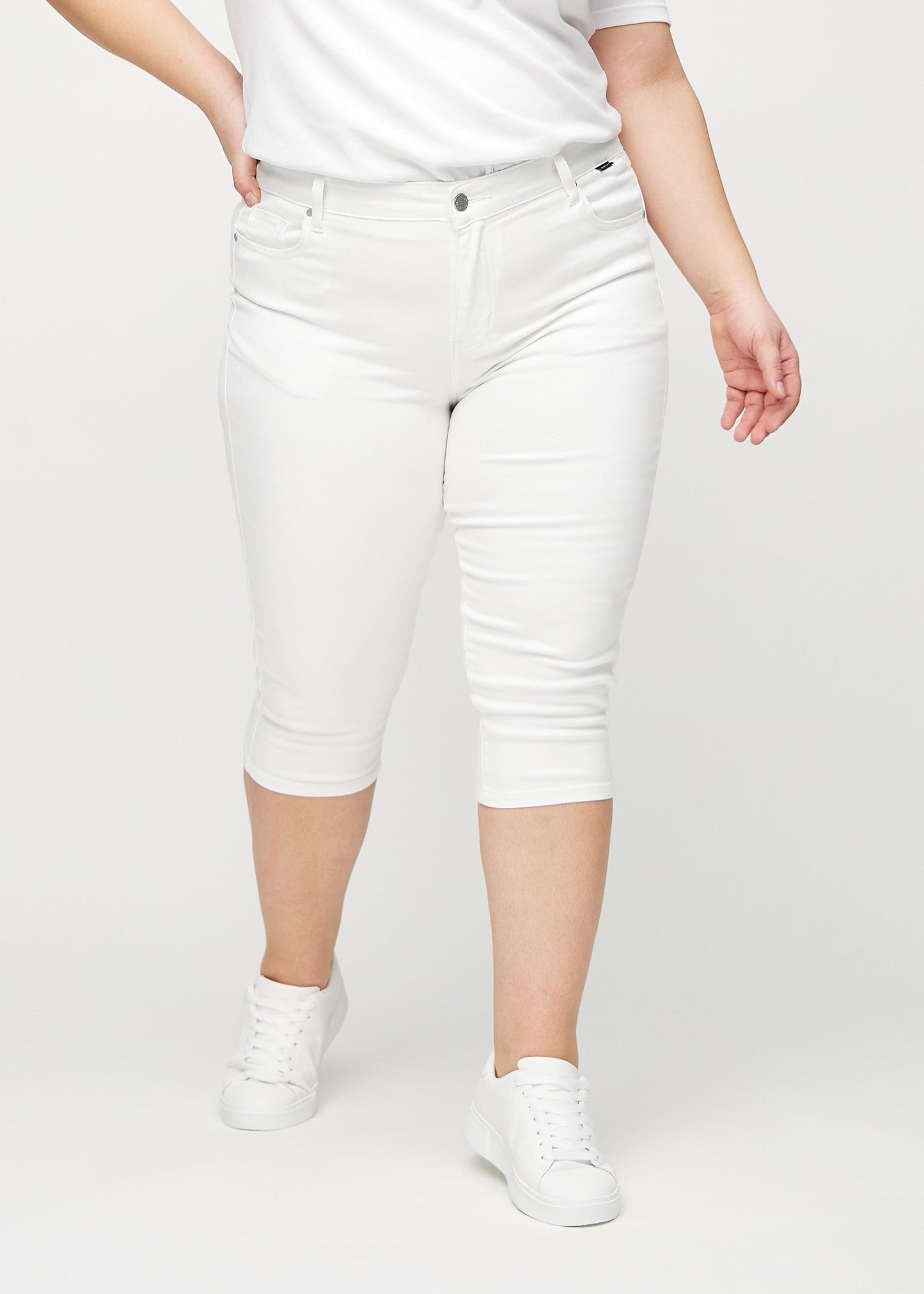 Die Sleek Crop Pants