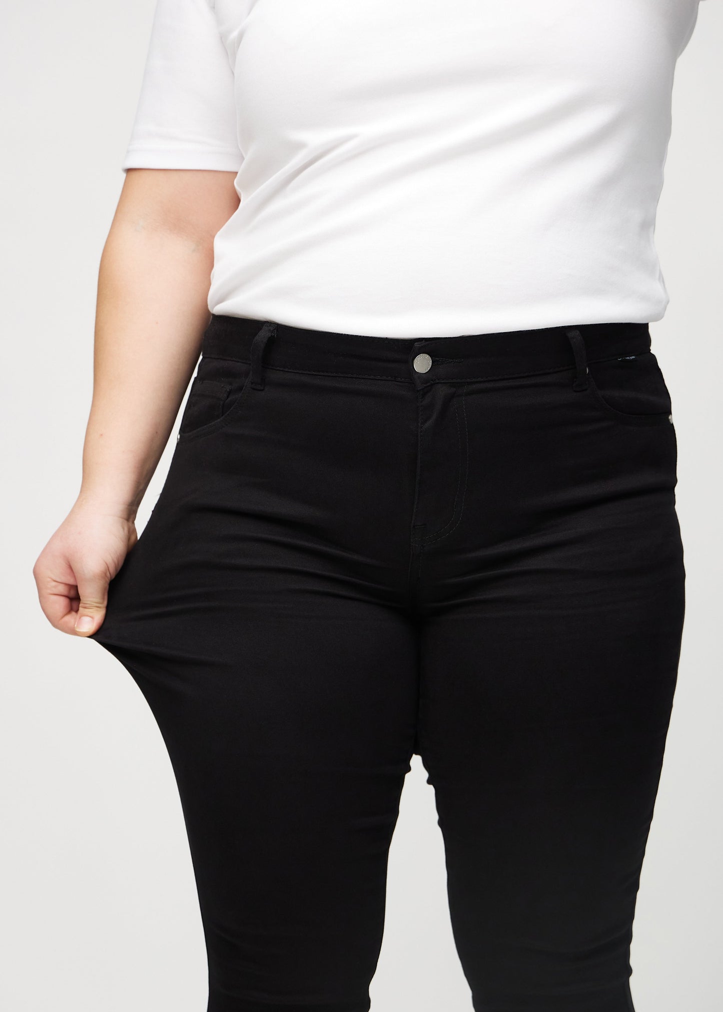 Die Essential Sculpt Jeans