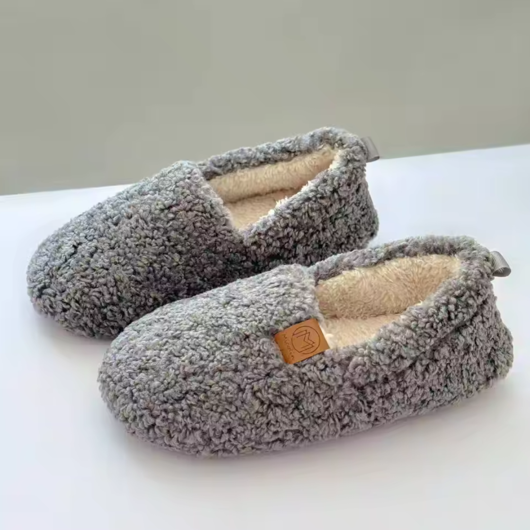 Britta | Kuschelweiche Hausschuhe mit Fellbesatz