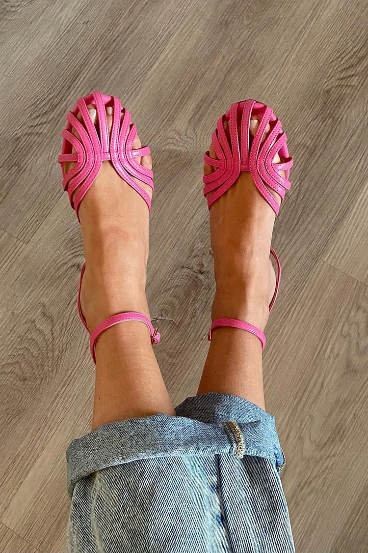 Klara | Flache Sandalen aus gewebtem Leder