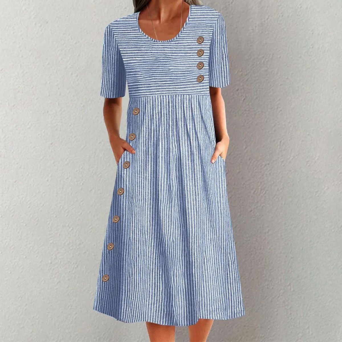 Paula | Gestreiftes Kleid mit Knopfleiste