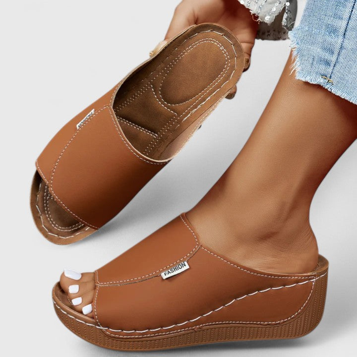 Vera | Orthopädische Sandale mit Komfort
