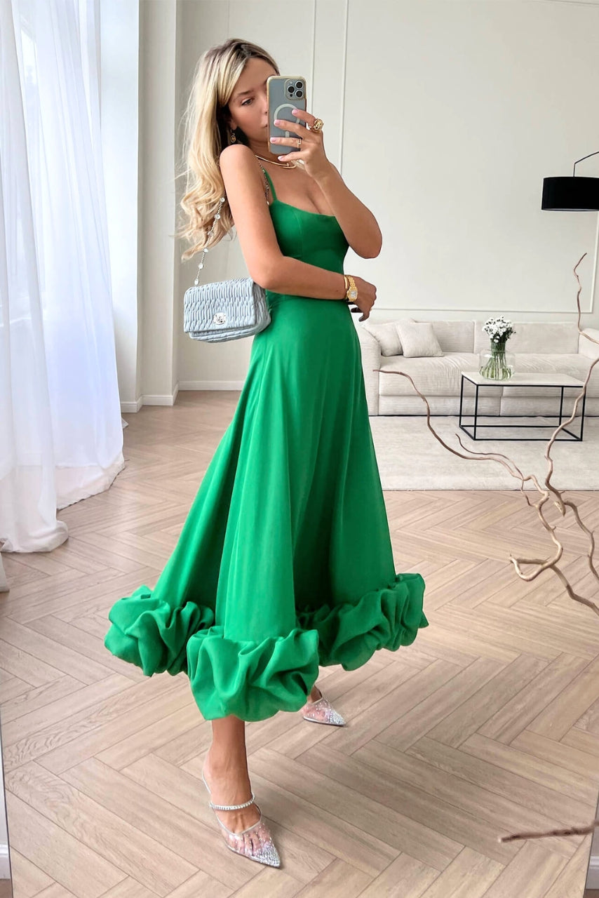 Valentina | Fließendes Kleid mit Charme