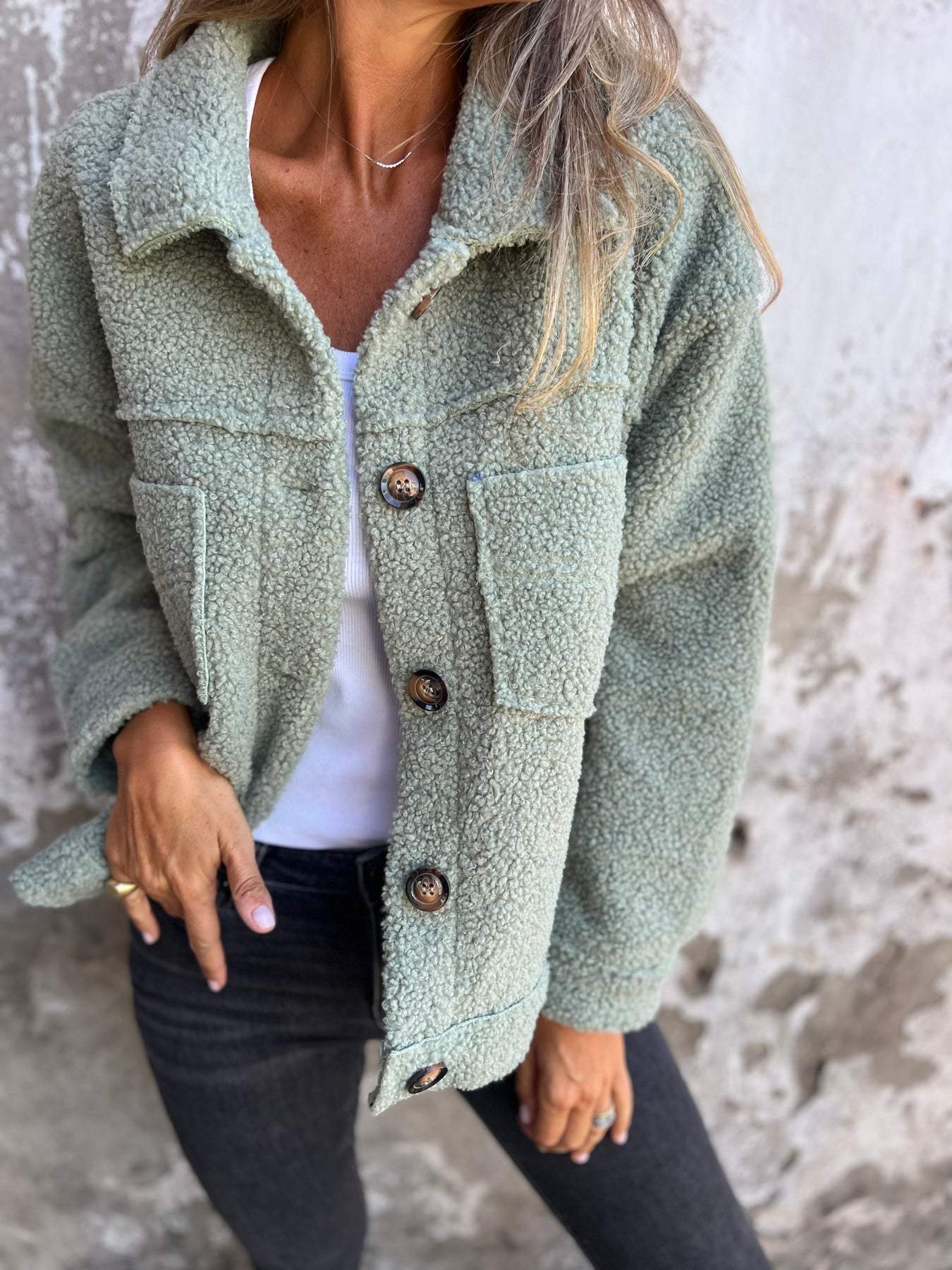 Mathilde | Strukturierte Jacke mit Knotendetail