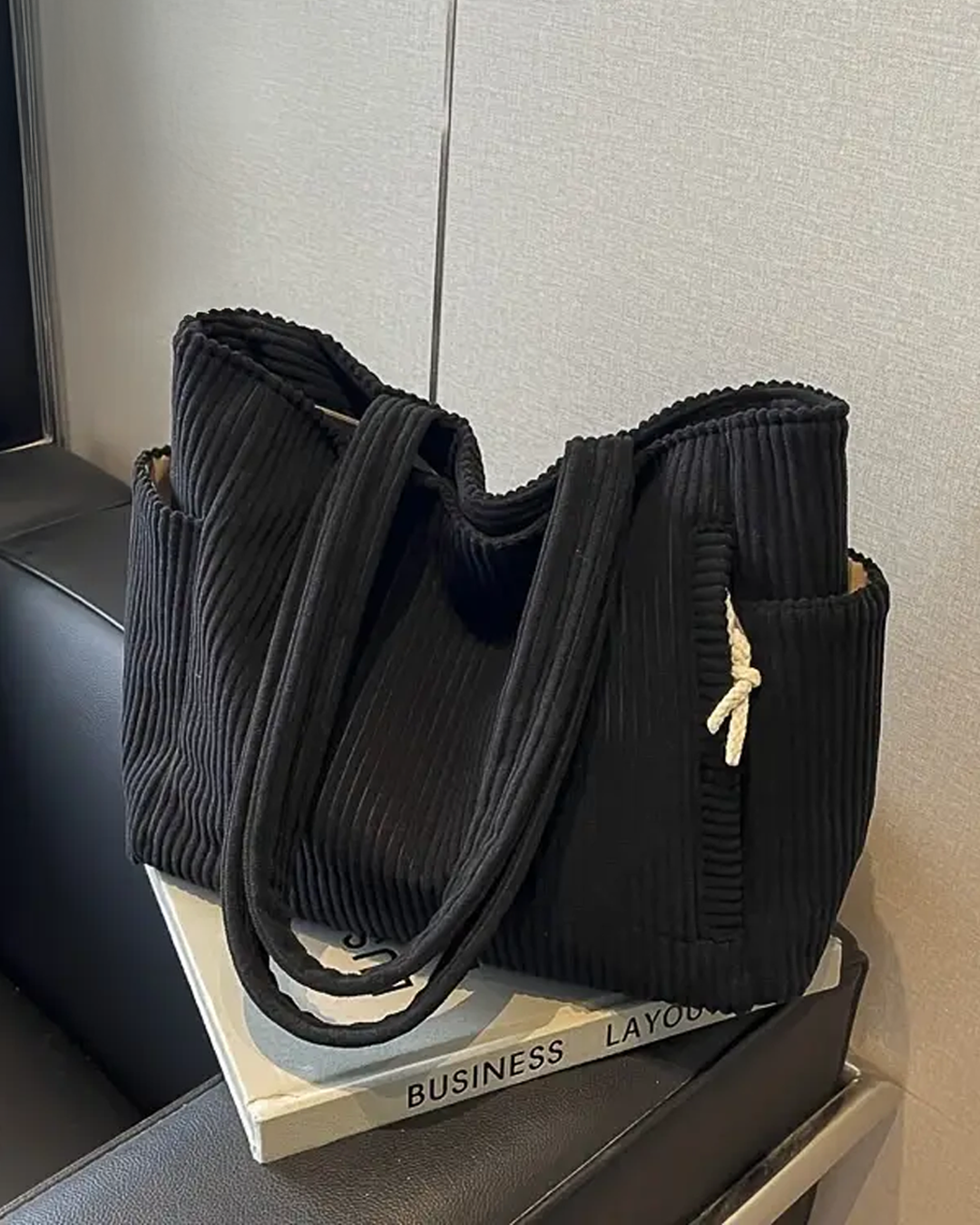 Frieda | Gerippte Tasche mit Kordel-Akzent