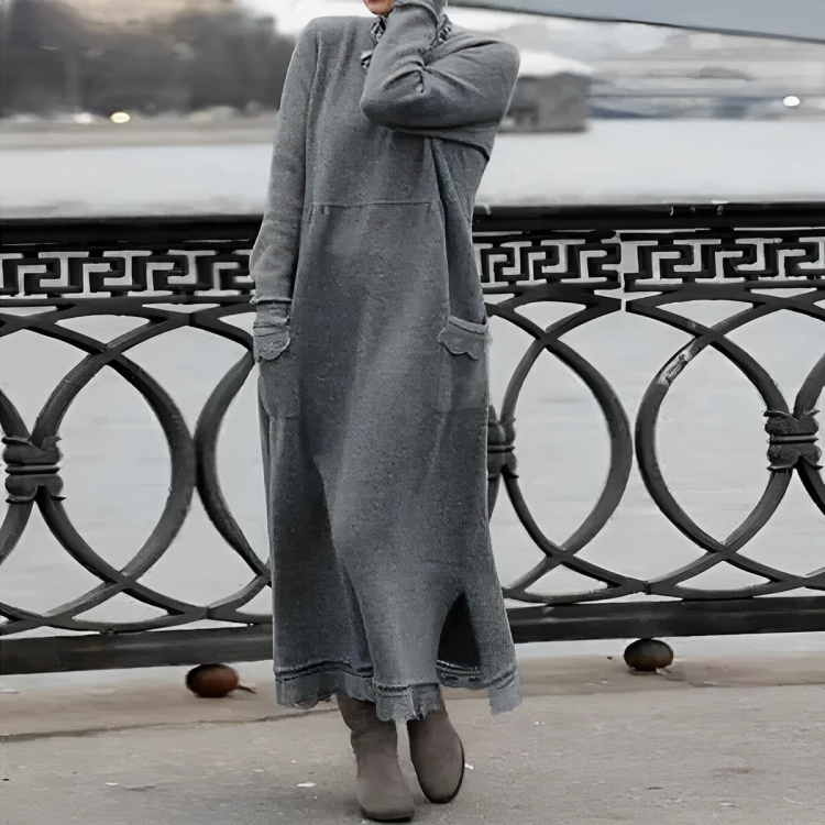 Vera | Langes Strickkleid mit Rundhals