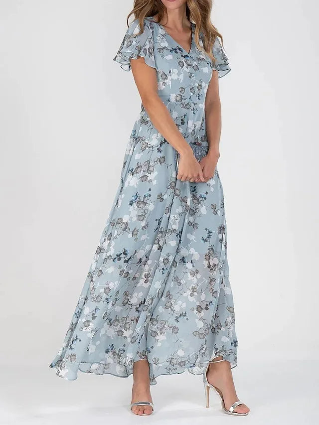 Vera | Figurschmeichelndes Abendkleid mit Glamour