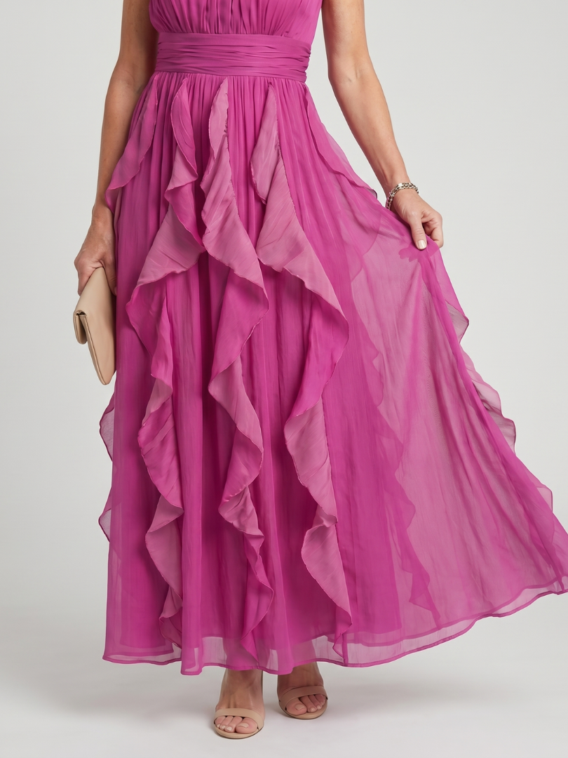 Rosamunde | Maxikleid mit hohem Halterneck und Rüschenschichten