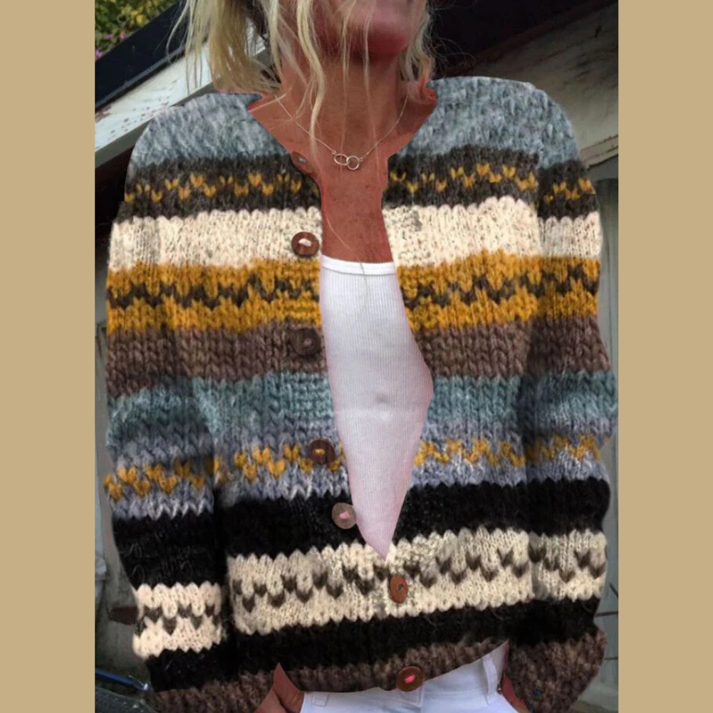 Klara | Gestrickter Cardigan mit Knopfleiste