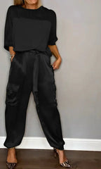 Petra | Edles Satin-Ensemble mit Glanz