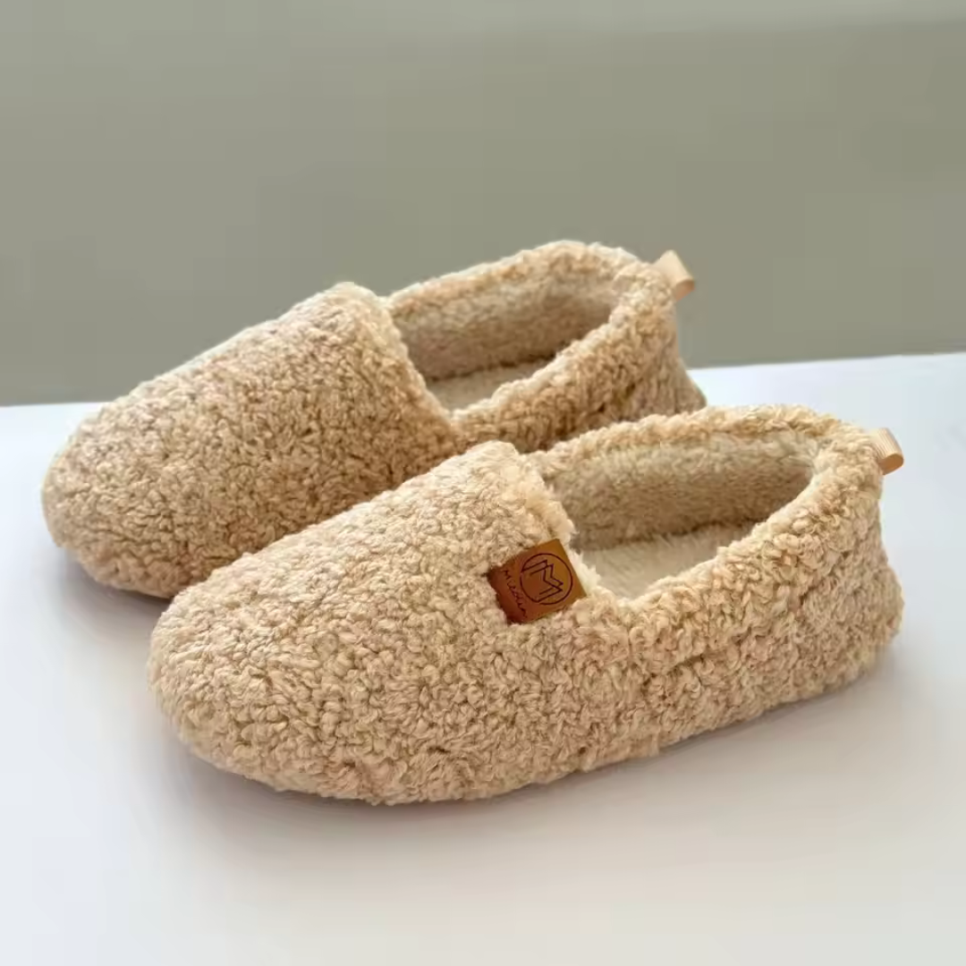 Britta | Kuschelweiche Hausschuhe mit Fellbesatz
