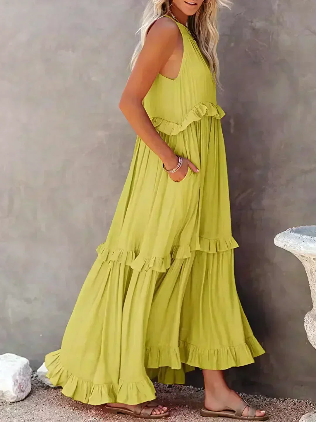 Vera | Kleid mit romantischem Rüschenabschluss