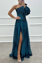 Marlene | Elegantes One-Shoulder-Maxikleid mit Streifen