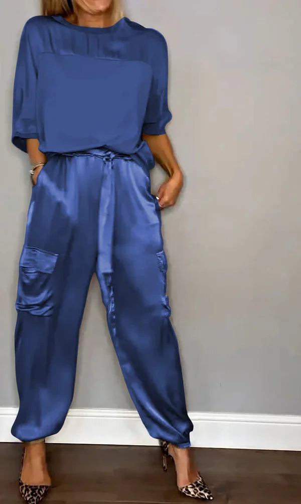 Petra | Edles Satin-Ensemble mit Glanz