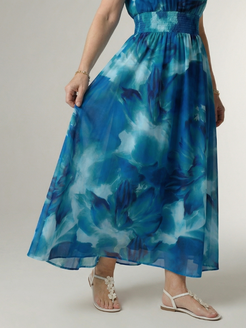 Fenja | Gerafftes Halter-Midikleid für jeden Tag