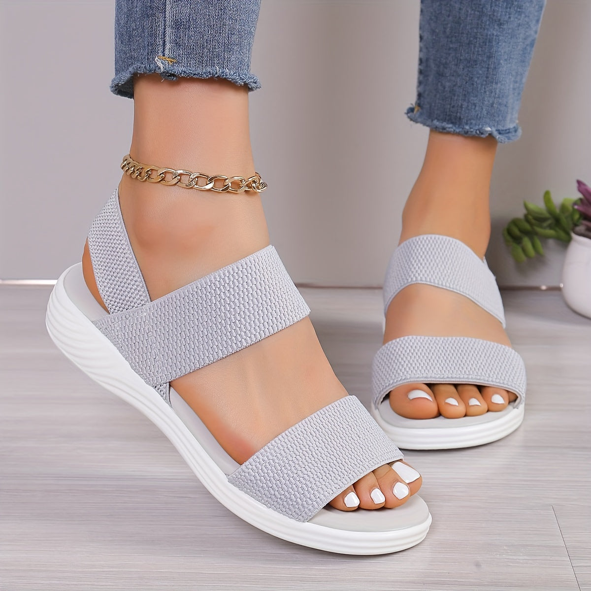Lena | Leichte Sandalen mit Riemchen