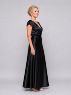 Beatrix | Maxikleid mit Wickeloberteil und kurzen Ärmeln