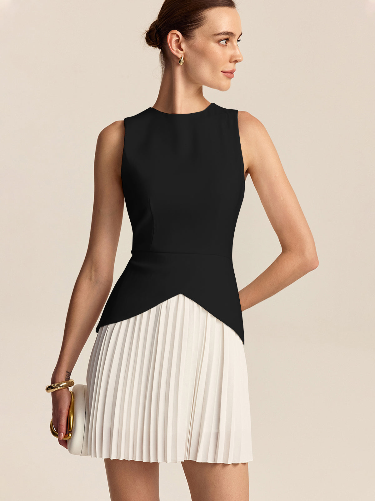 Das Opal-Linienkleid