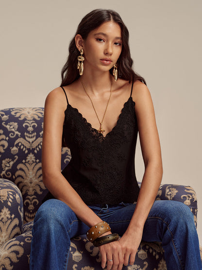 Das Lace Allure Bustier