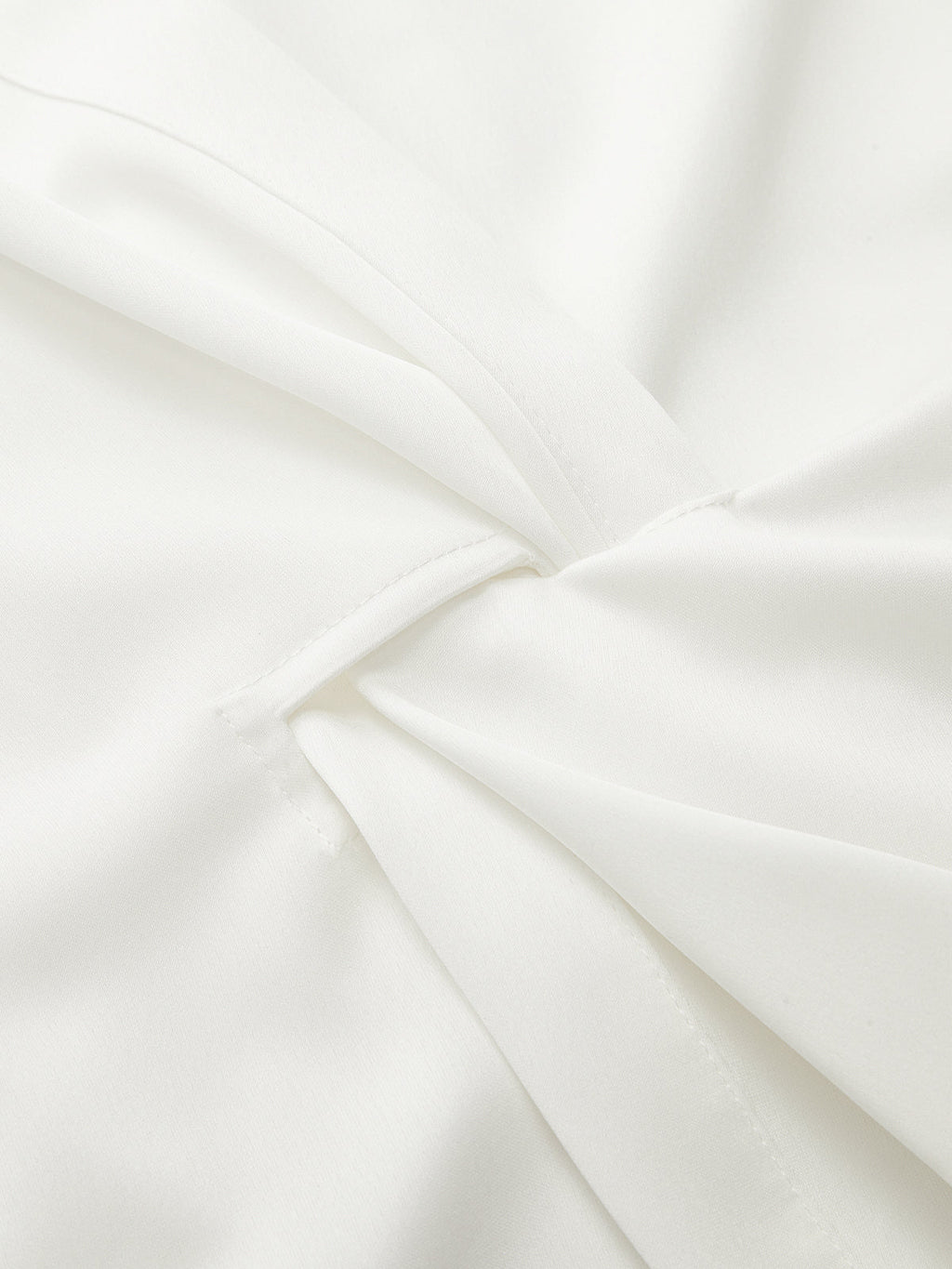 Klara | Bluse mit goldenem Akzent