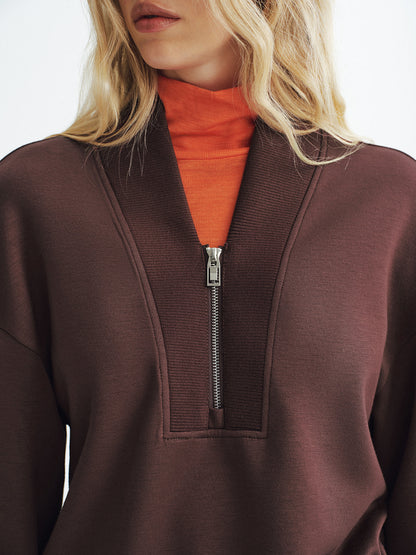 Der Modern Ease Pullover