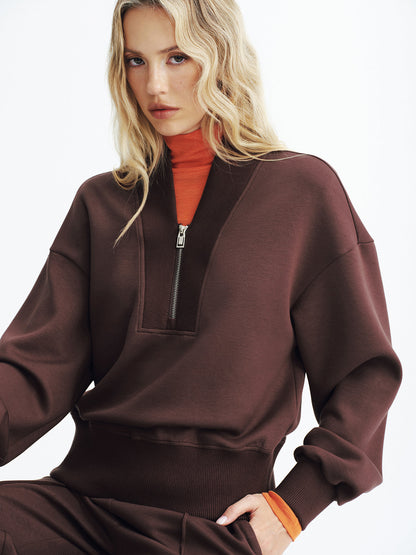 Der Modern Ease Pullover
