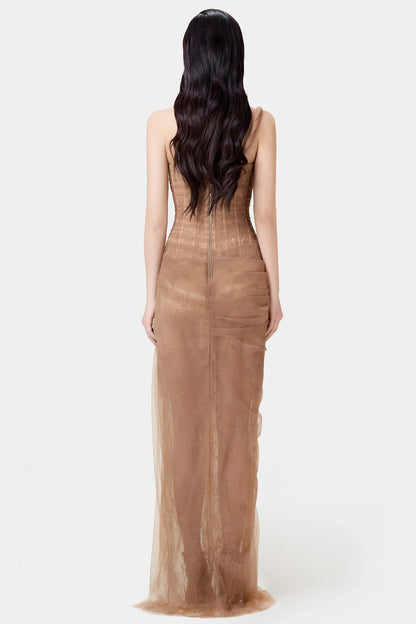 Das Goldene Schleierkleid