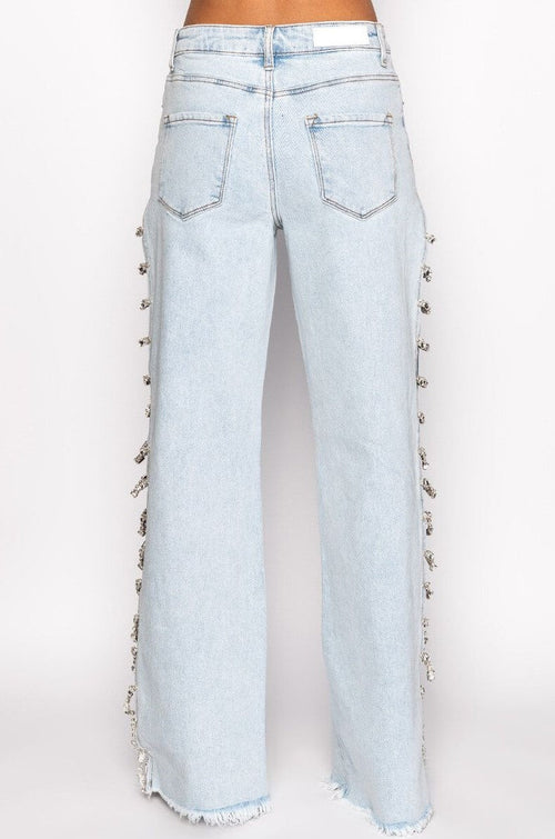 Frieda | Verspielter Spitzen-Denim mit Charakter