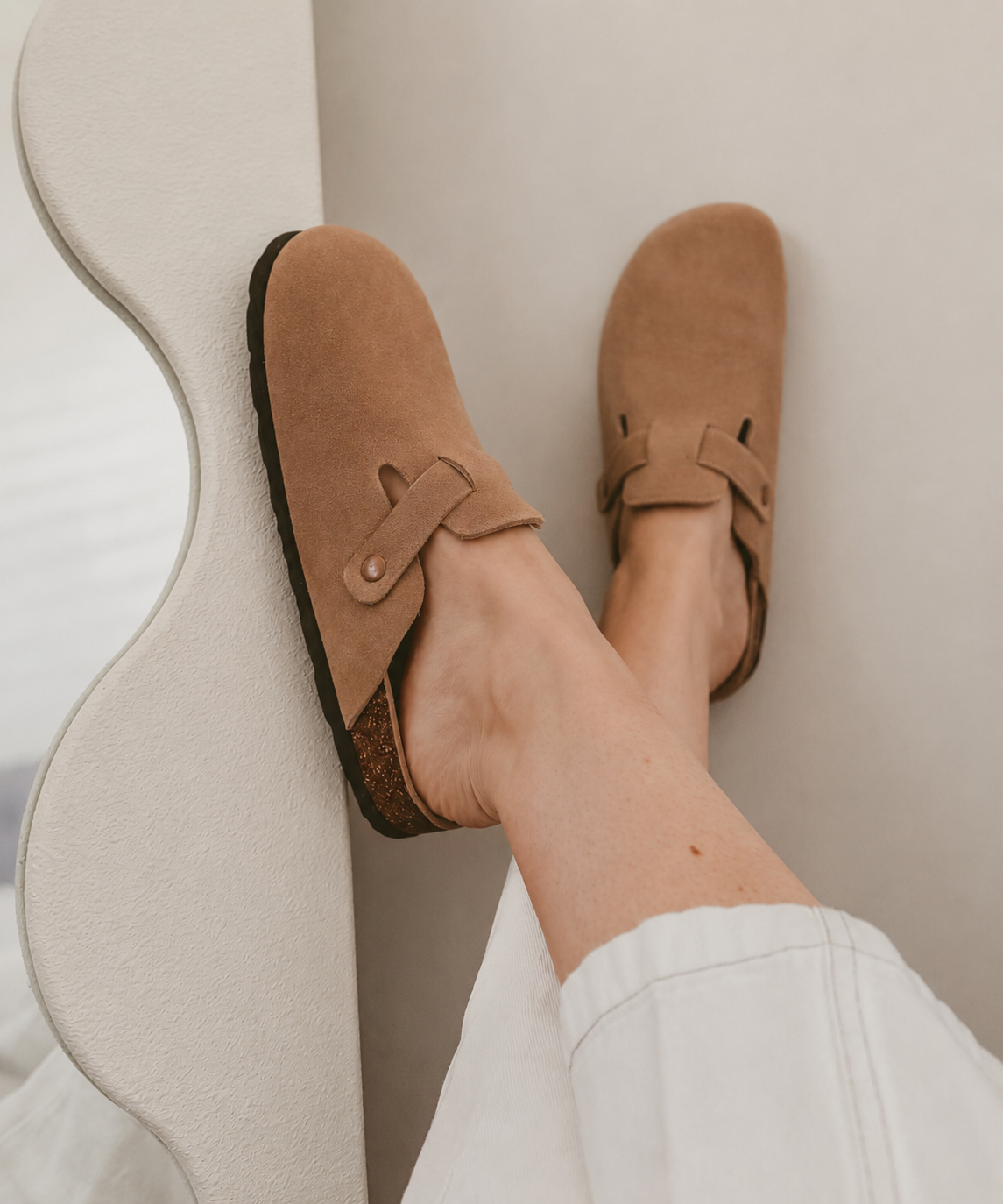 Toni | Unisex Clogs aus echtem Veloursleder