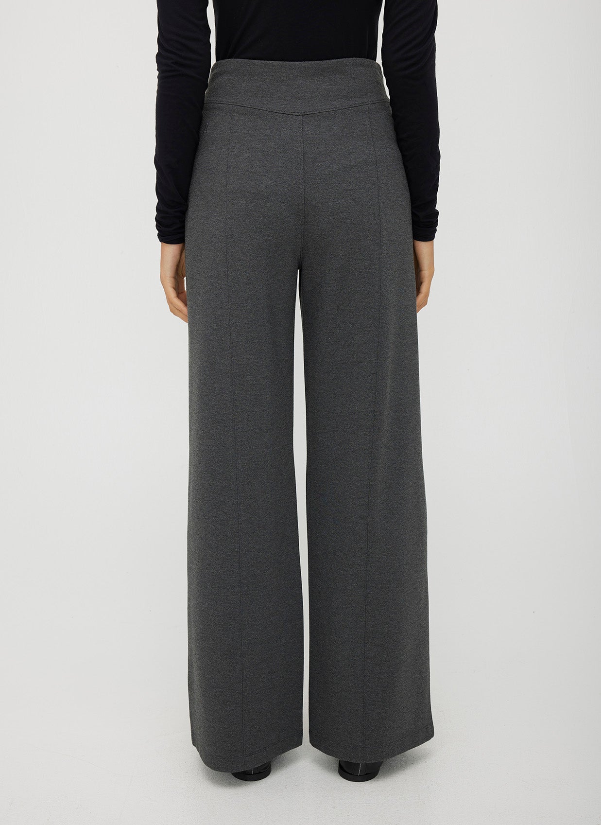 Die zeitlose Timeless Ease Hose