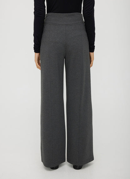 Die zeitlose Timeless Ease Hose