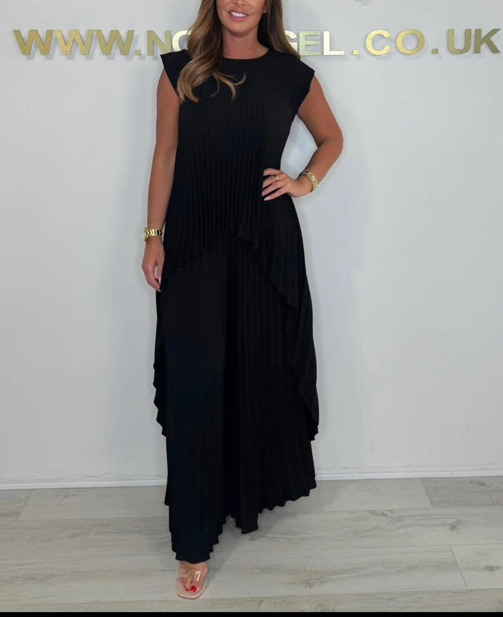 Vera | Verspieltes Plissee-Ensemble mit Stil