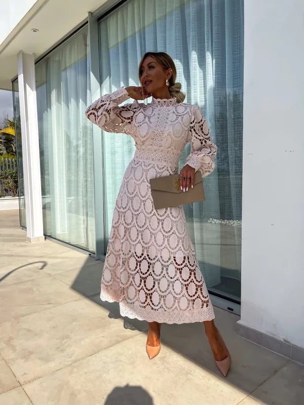 Vera | Klassisches Kleid mit zeitloser Eleganz