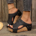 Petra | Keilabsatz-Sandalen mit Nieten