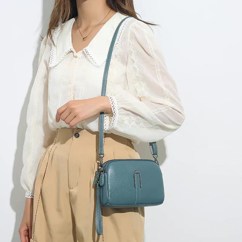 Liora | Edle Schultertasche aus Leder