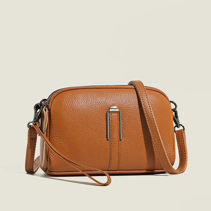 Liora | Edle Schultertasche aus Leder