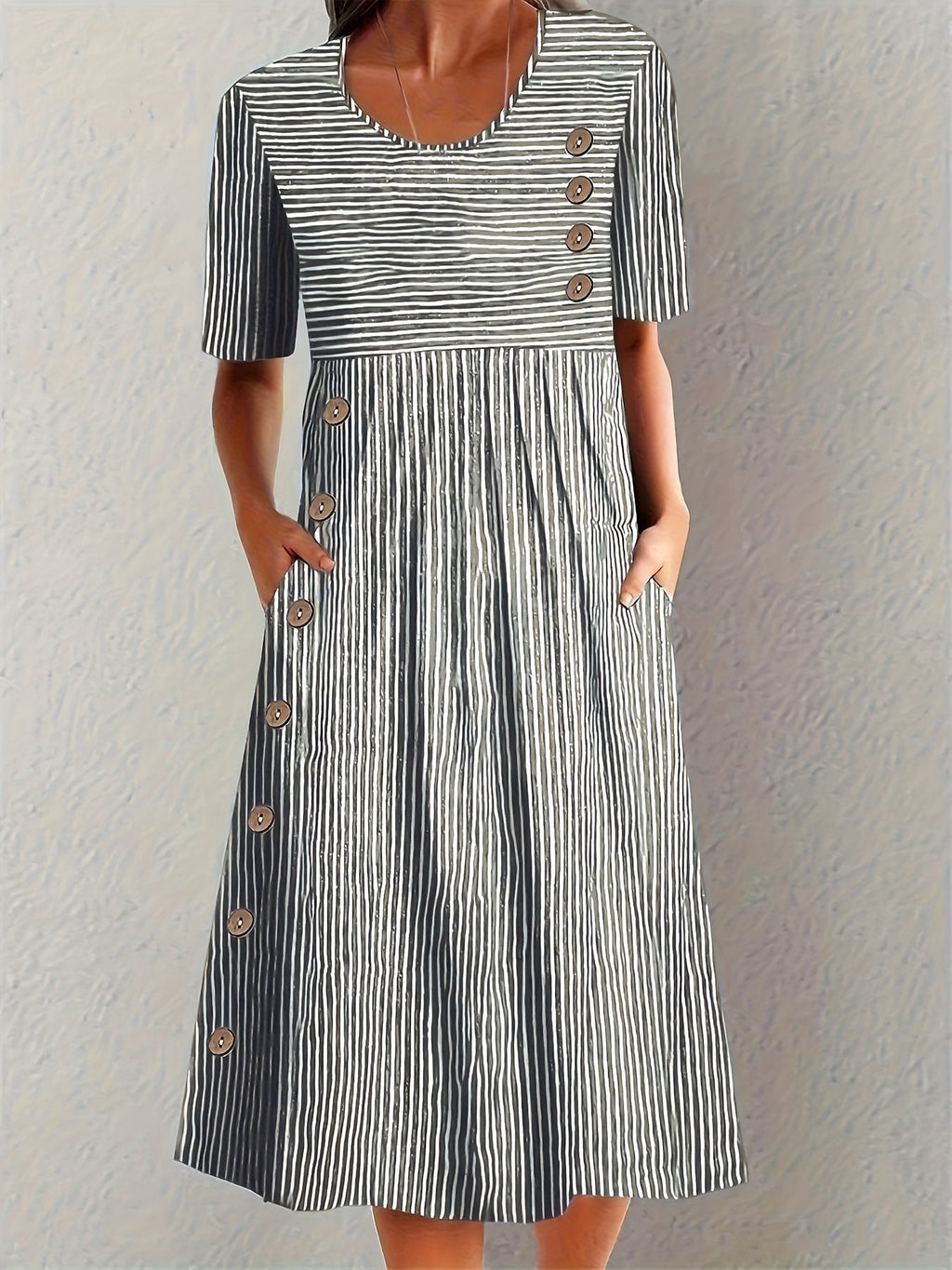 Klara | Leichtes Streifenkleid für den Sommer