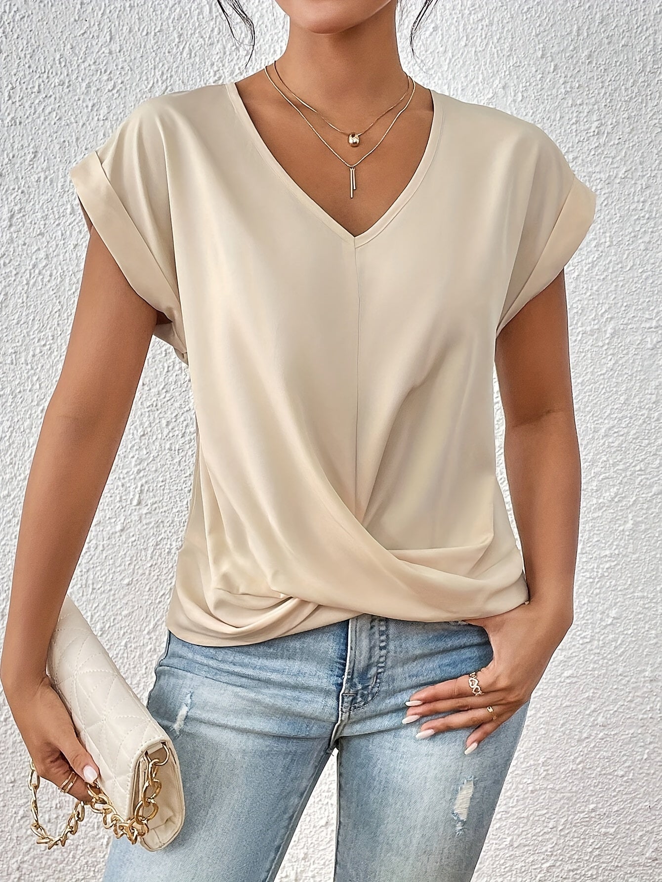 Das Cleo Everyday Twist Tee