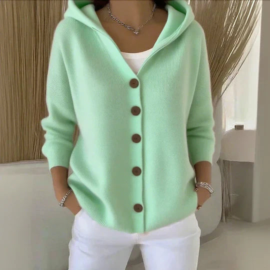 Vera | Gemütliche Strickjacke mit Knöpfen